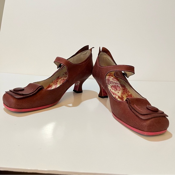 FLY London Red-Burgundy Pink Stitching Mary Jane Kitten Heels EU 41 Square Toe - Picture 5 of 13